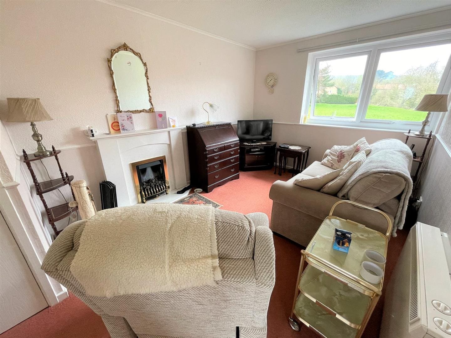 This property is not currently available. It may be sold or temporarily